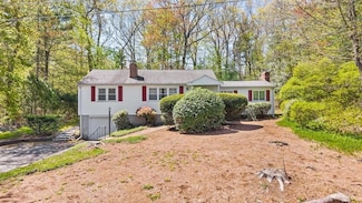 36 Mount Vernon St, North Reading, MA 01864