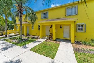19524 SW 103rd Ct Unit 37, Cutler Bay, FL 33157