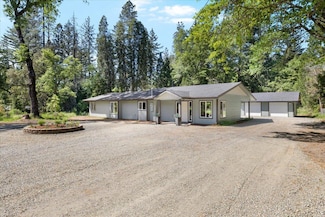 2800 Fish Hatchery Rd, Grants Pass, OR 97527