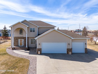 1619 Cedar Ct, Crookston, MN 56716