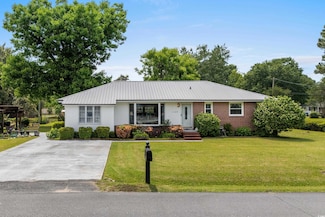 1127 Pine Dr, Myrtle Beach, SC 29577
