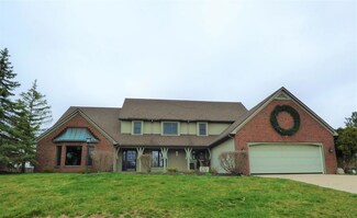 8227 Fieldcrest Ct, Fort Wayne, IN 46825