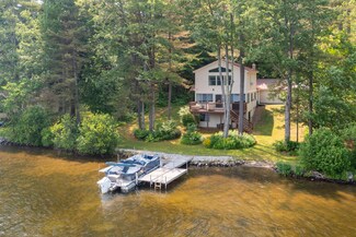 77 Woods Grove Ln, Winthrop, ME 04364