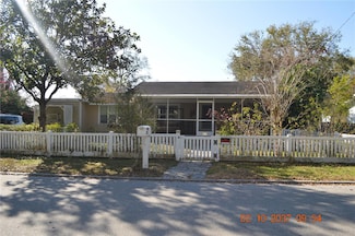 933 Lakehurst St, Lakeland, FL 33805