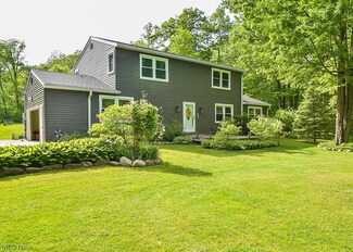 8982 Williams Rd, Chardon, OH 44024