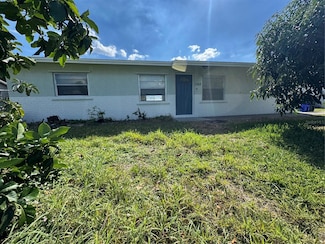 1748 SE Monroe St, Stuart, FL 34997