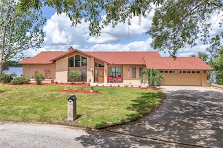 3011 Lake Woodward Dr, Eustis, FL 32726