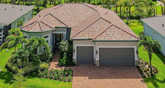 10815 Stellar Cir, Palm Beach Gardens, FL 33412