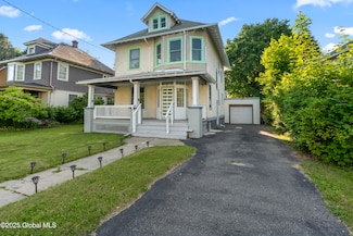 1057 Lexington Ave, Schenectady, NY 12309