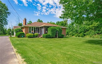 2506 Balmer Rd, Ransomville, NY 14131