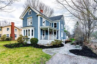 201 W Main St, Yarmouth, ME 04096