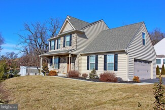 5 Garland Ln, Ephrata, PA 17522