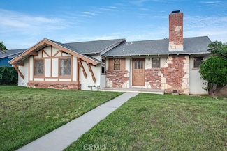 7646 De Soto Ave, Canoga Park, CA 91304