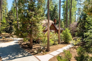53705 Idyllbrook Dr, Idyllwild-Pine Cove, CA 92549