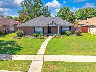 3801 University Dr, Rowlett, TX 75088