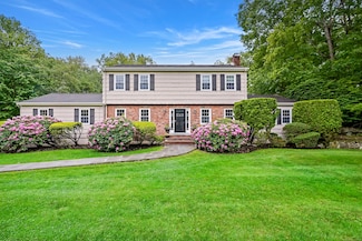 50 Carriage Dr S, Stamford, CT 06902