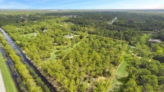 Aka Deer Creek Dr, Palm Beach Gardens, FL 33418