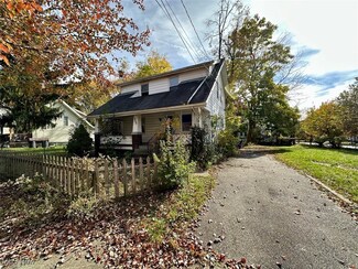 906 Lawton St, Akron, OH 44320