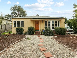 512 E Grinnell Dr, Burbank, CA 91501
