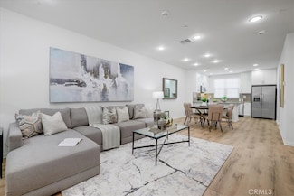 148 Capricorn, Irvine, CA 92618