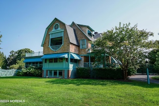 3 Tennis Court Ln, Rumson, NJ 07760