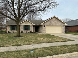 560 Armand Dr, Troy, OH 45373