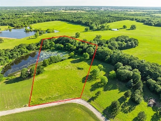 Lot 4 Cascades Blvd, Paris, TX 75462