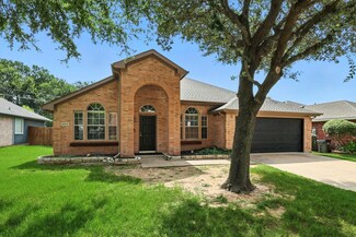 2502 Blue Holly Dr, Corinth, TX 76210