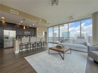 1080 Peachtree St NE Unit 2802, Atlanta, GA 30309