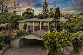 18528 N Shore Dr, Hidden Valley Lake, CA 95467