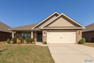 265 Willow Bank Cir, Decatur, AL 35603