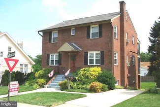 614 18th St S Unit 1, Arlington, VA 22202