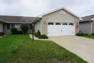 3601 Boulder Ridge Dr, Champaign, IL 61822
