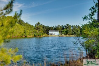 941 Low Ground Rd, Guyton, GA 31312