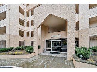 6605 W Burnside St Unit 131, Portland, OR 97210