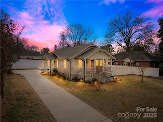 27 Dove Ave SW, Concord, NC 28025