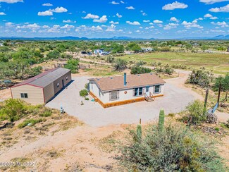 1695 E Hillock St, Vail, AZ 85641