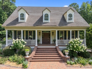 1105 Hidden Hills Dr, Wake Forest, NC 27587