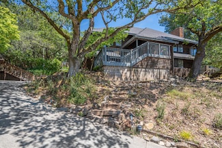 3604 Holly Ridge Dr, Santa Rosa, CA 95409