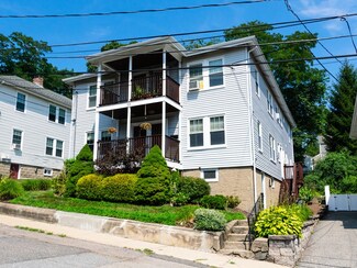 30 Sterling Rd Unit 2, Waltham, MA 02451