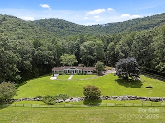 193 Duncan Creek Rd, Fletcher, NC 28732