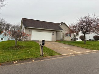 3801 Thorncrest Dr, Jackson, MI 49203