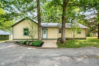 5800 S Shore Dr, Nashville, IN 47448