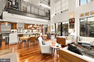 1615 N Queen St Unit M202, Arlington, VA 22209