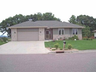 267 E Bossard St, Spring Green, WI 53588