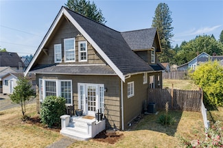 519 N 5th St, Shelton, WA 98584