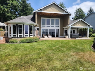13104 Purdy Dr NW, Gig Harbor, WA 98332