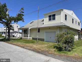 39896 Assawoman St, Bethany Beach, DE 19930