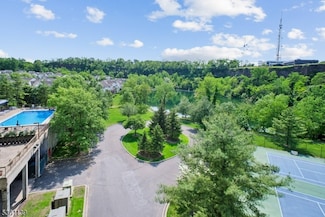 10 Smith Manor Blvd Unit 514, West Orange, NJ 07052