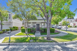 1027 Craftsman Dr, Hercules, CA 94547